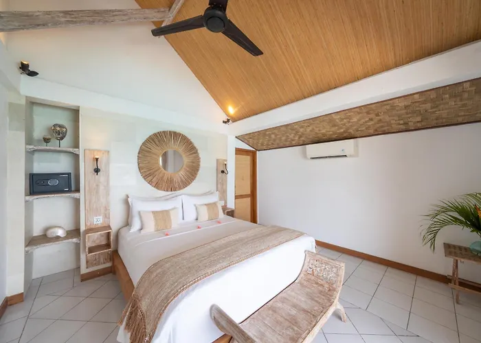 Aman - Oceanfront Villa *